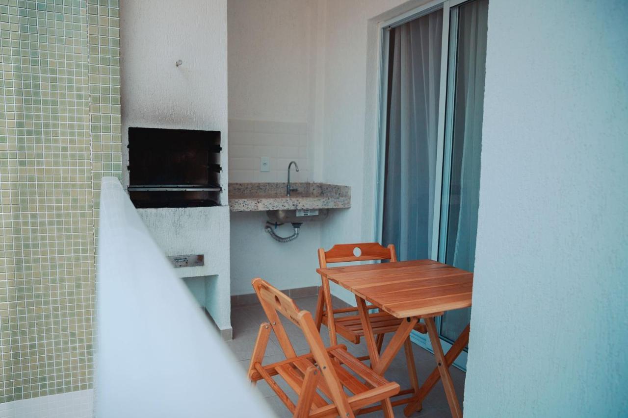 Apto Grande - No 3º Andar Com Ar E Wi-fi Proximo Ao Mar! Apartment