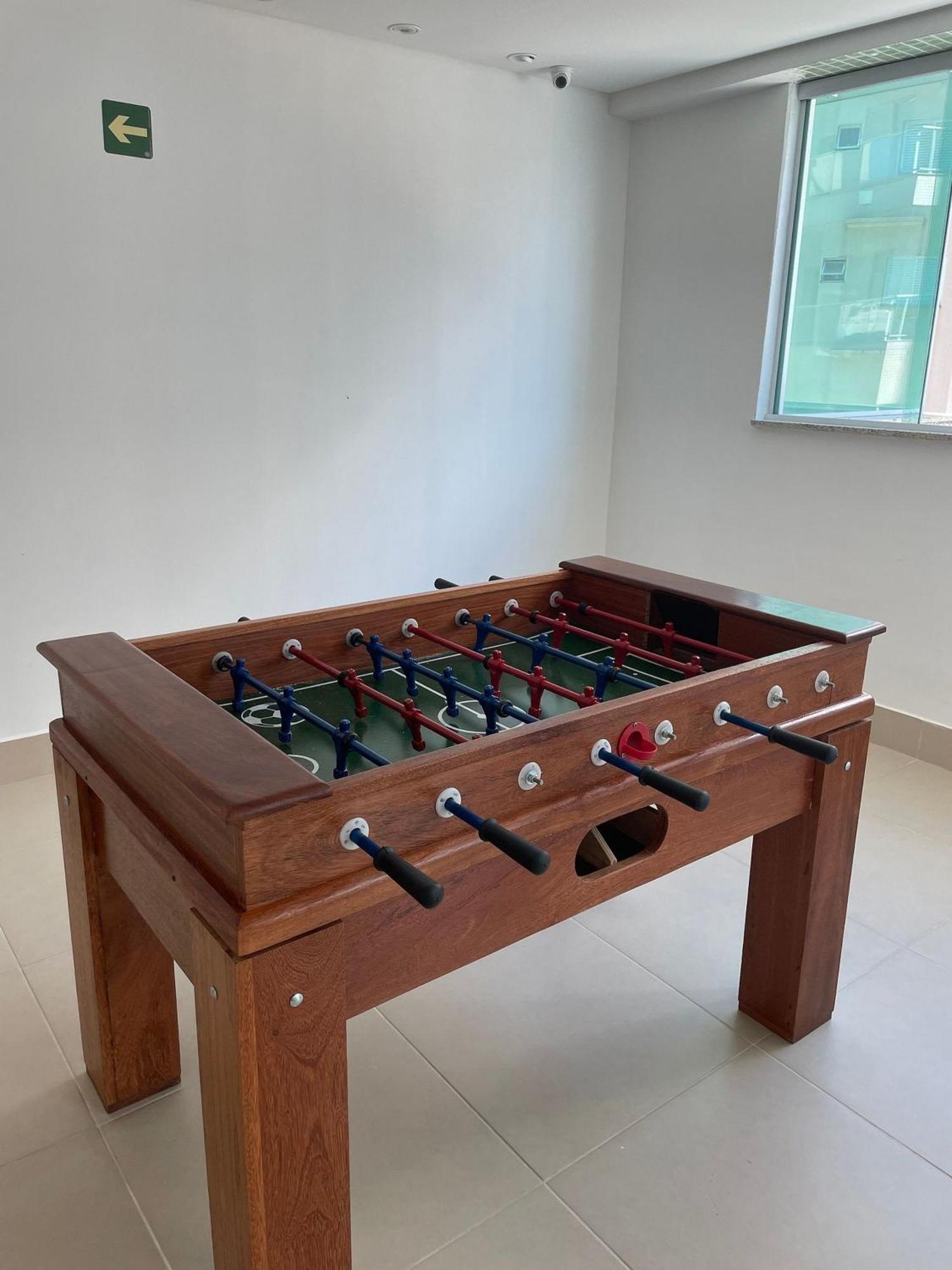 Apto Grande - No 3º Andar Com Ar E Wi-fi Proximo Ao Mar! Apartment